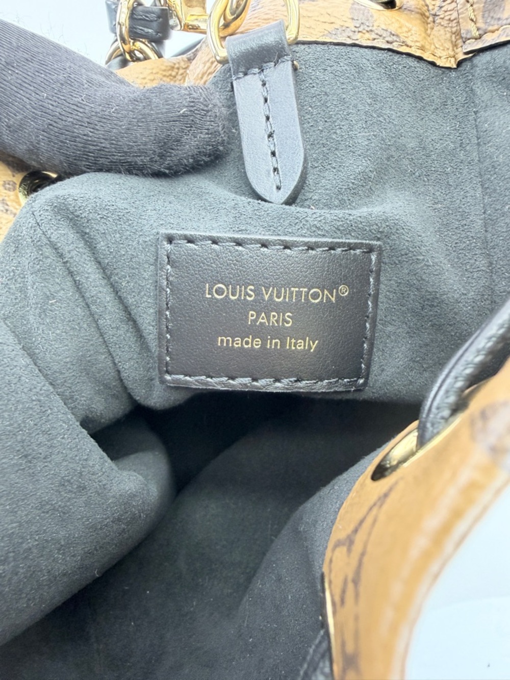 Louis Vuitton Noe Trunk PM Reverse Monogram Chain-Trim Shoulder Bucket Bag - Picture 11 of 13